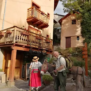 https://eco-hotel-et-yourtes-du-mercantour.fr-provencehotel.com