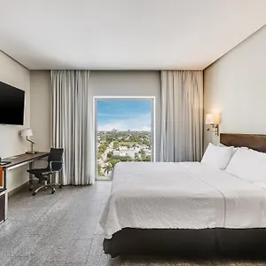 https://fiesta-inn-merida.hotelsmerida.org